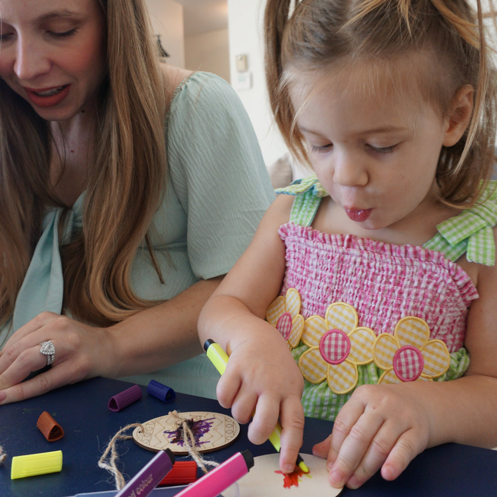 playing with eggs and markers 